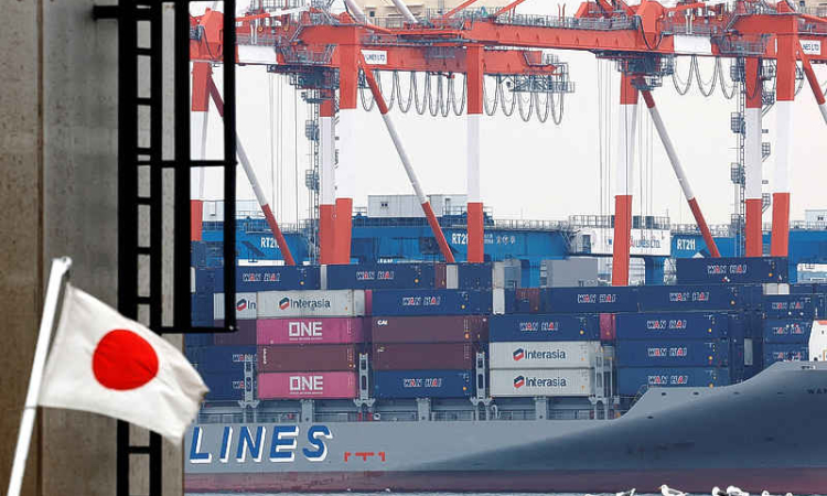 Japan’s fragile 4th quarter economic  recovery poses early test for Takaichi